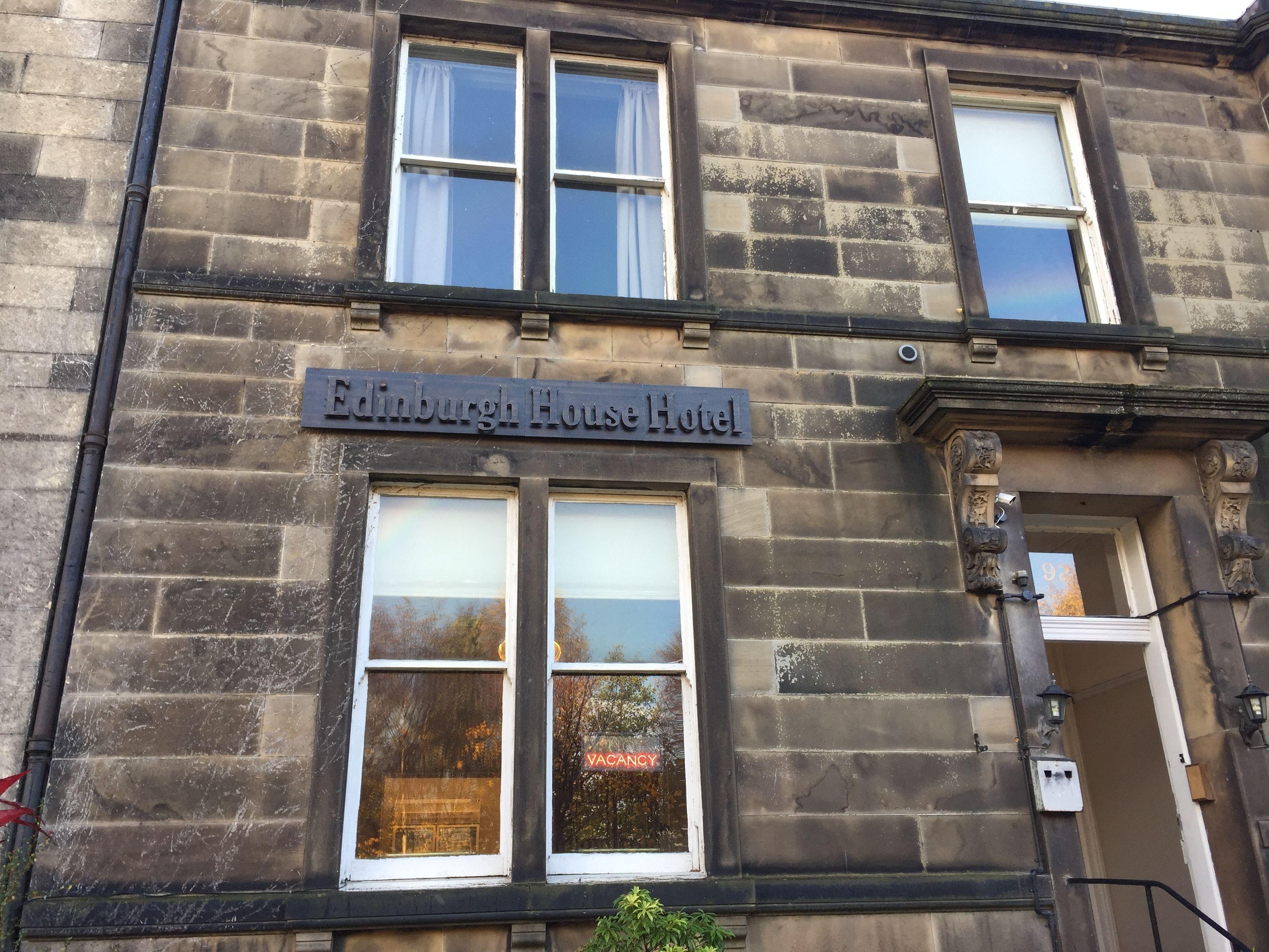 Edinburgh House Hotel — Photos 1